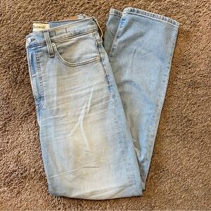 Madewell Perfect Vintage Straight Jean size 27